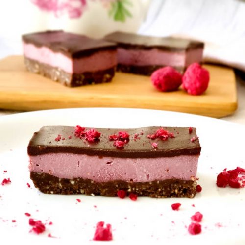 Raw Raspberry Chocolate Slice - Katy's Food Finds